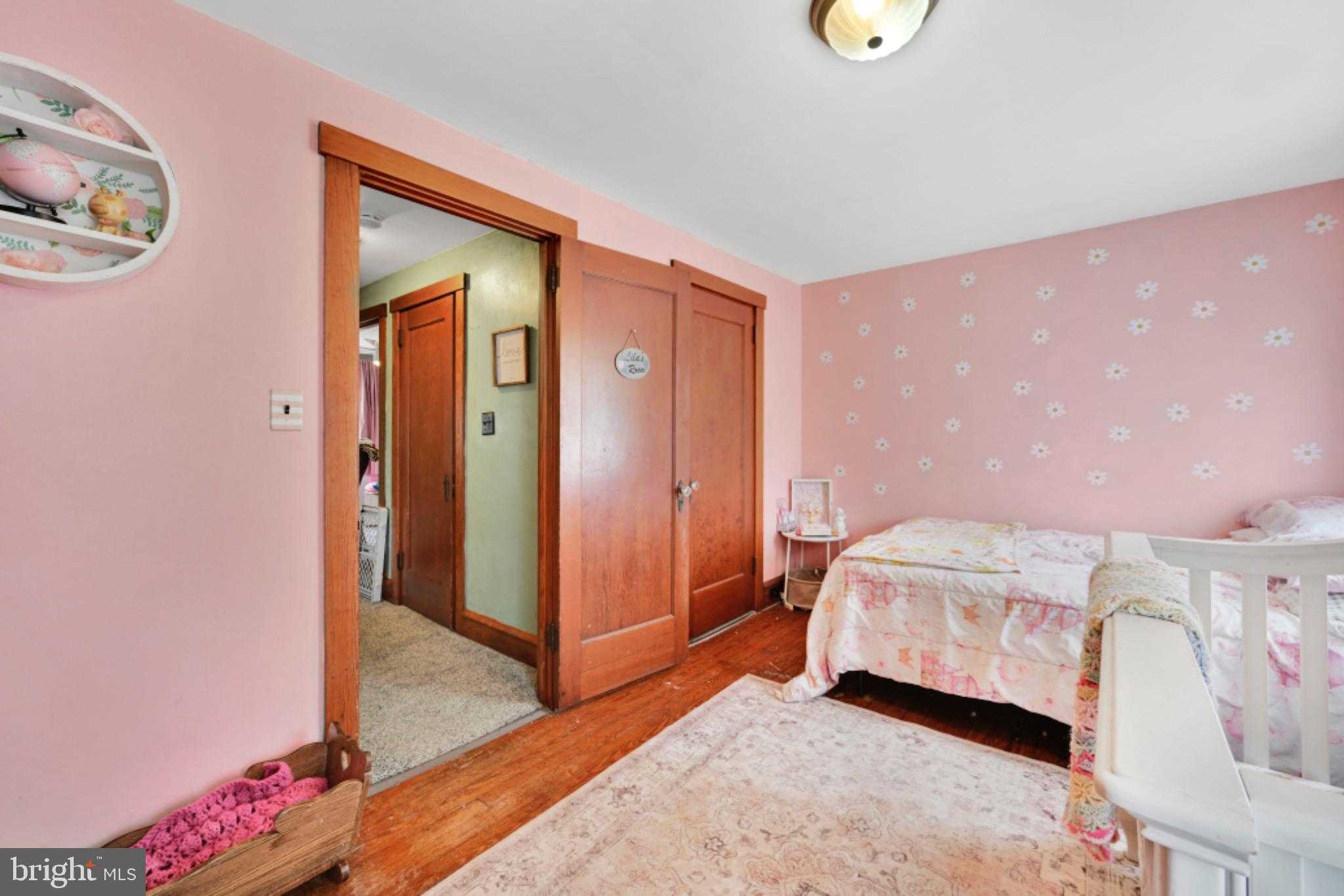 102 Poplar St photo 15