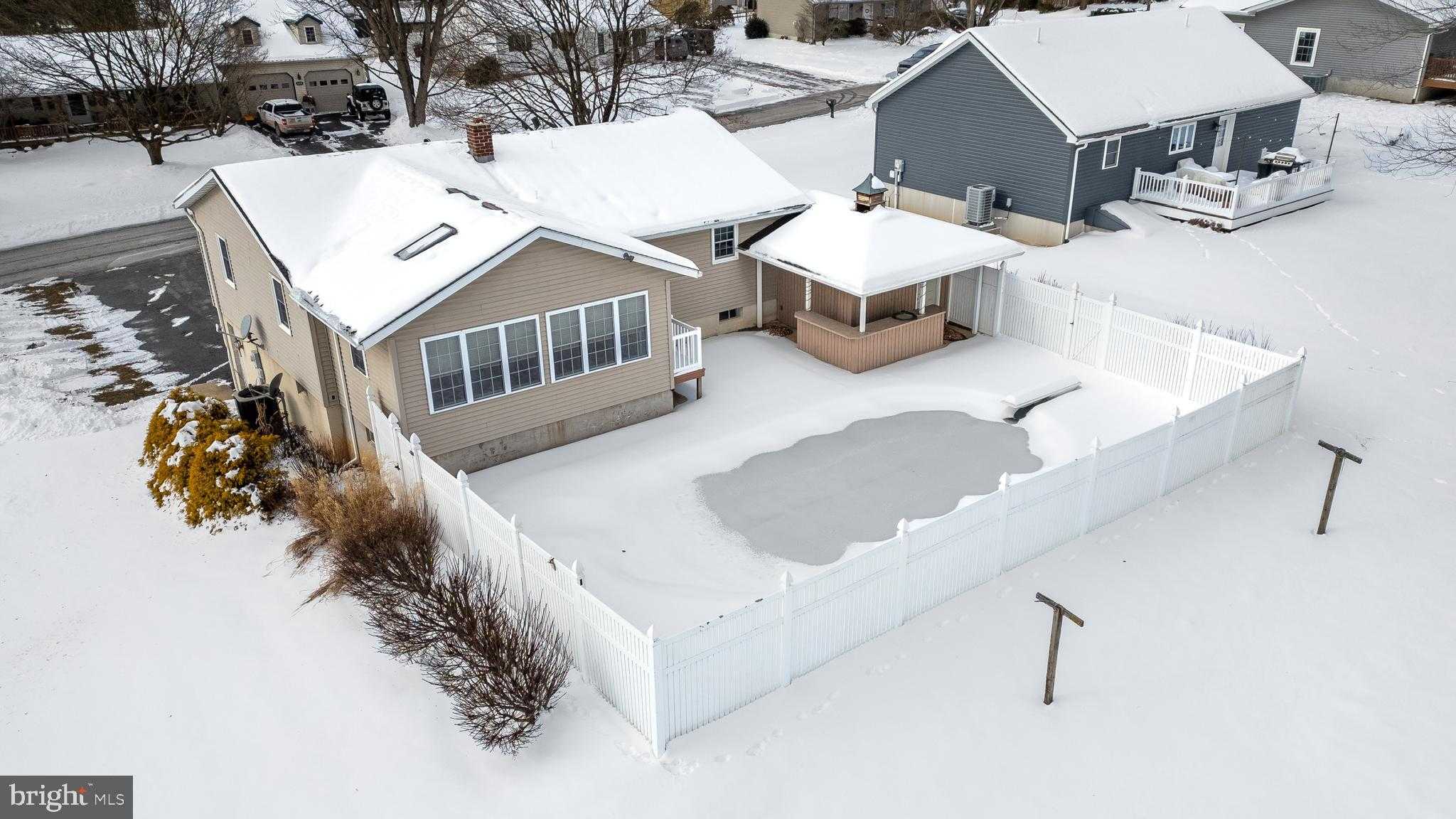 606 Spangler St photo 19