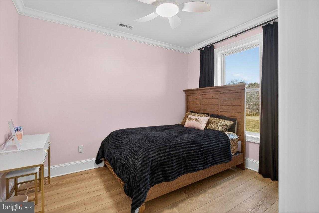 215 Forrest Dr photo 61