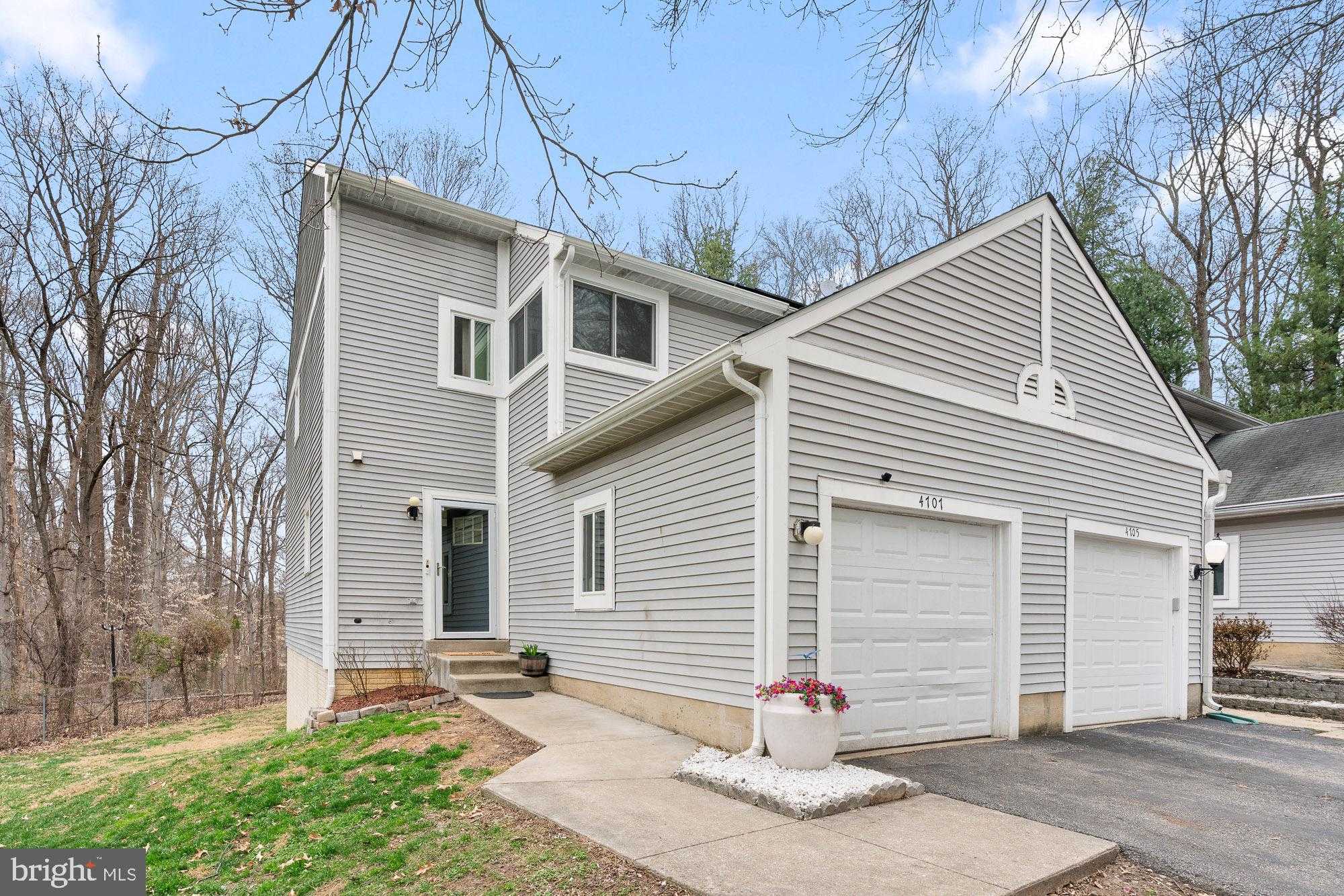 4707 Summertime Dr, Oxon Hill