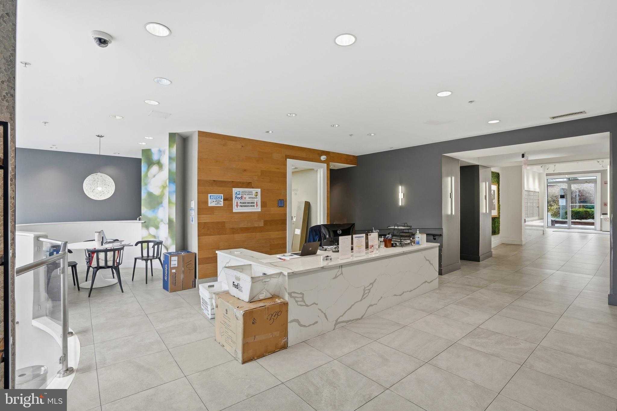 1800 Wilson Blvd Unit 214 photo 3