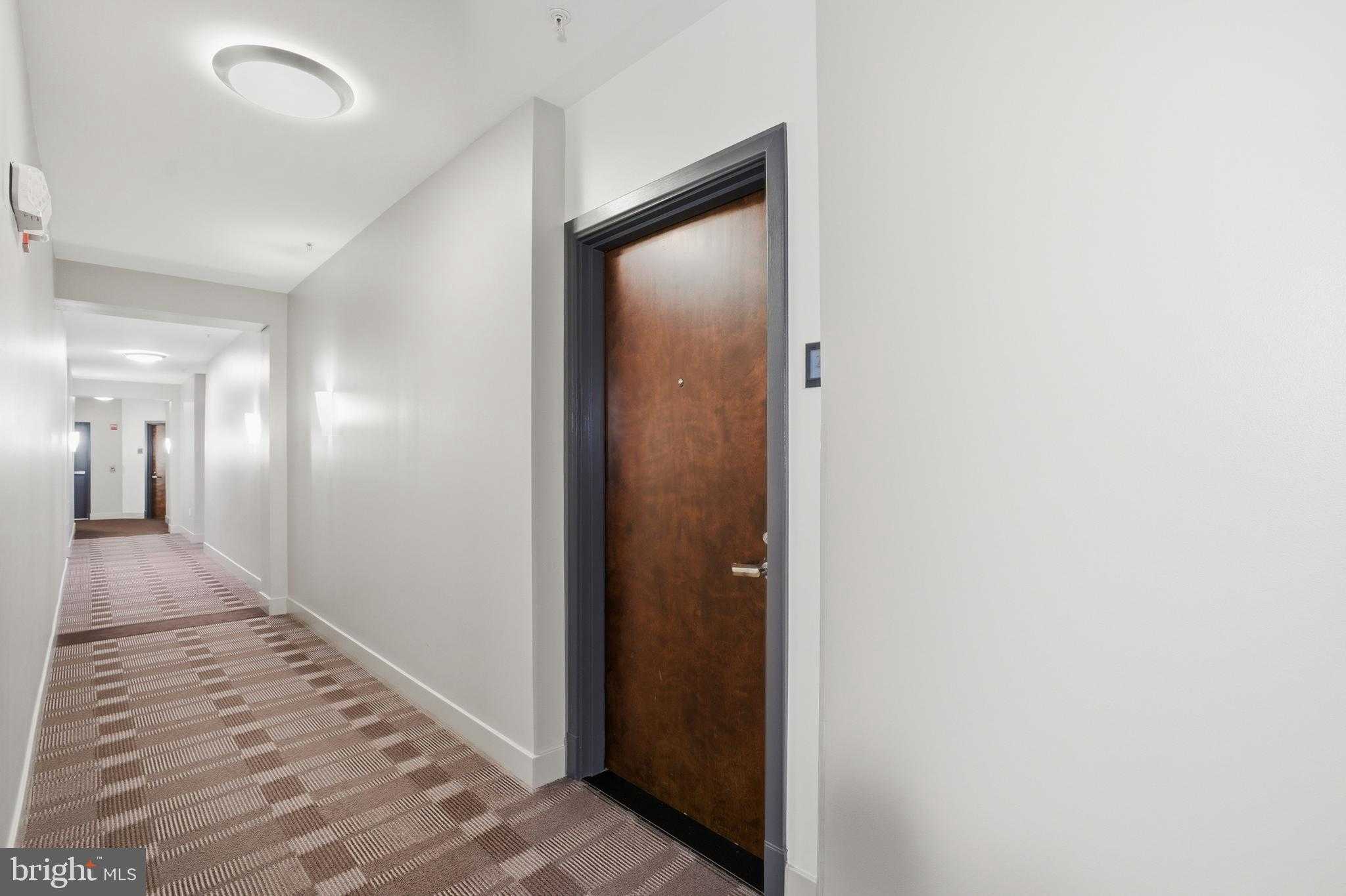 1800 Wilson Blvd Unit 214 photo 4