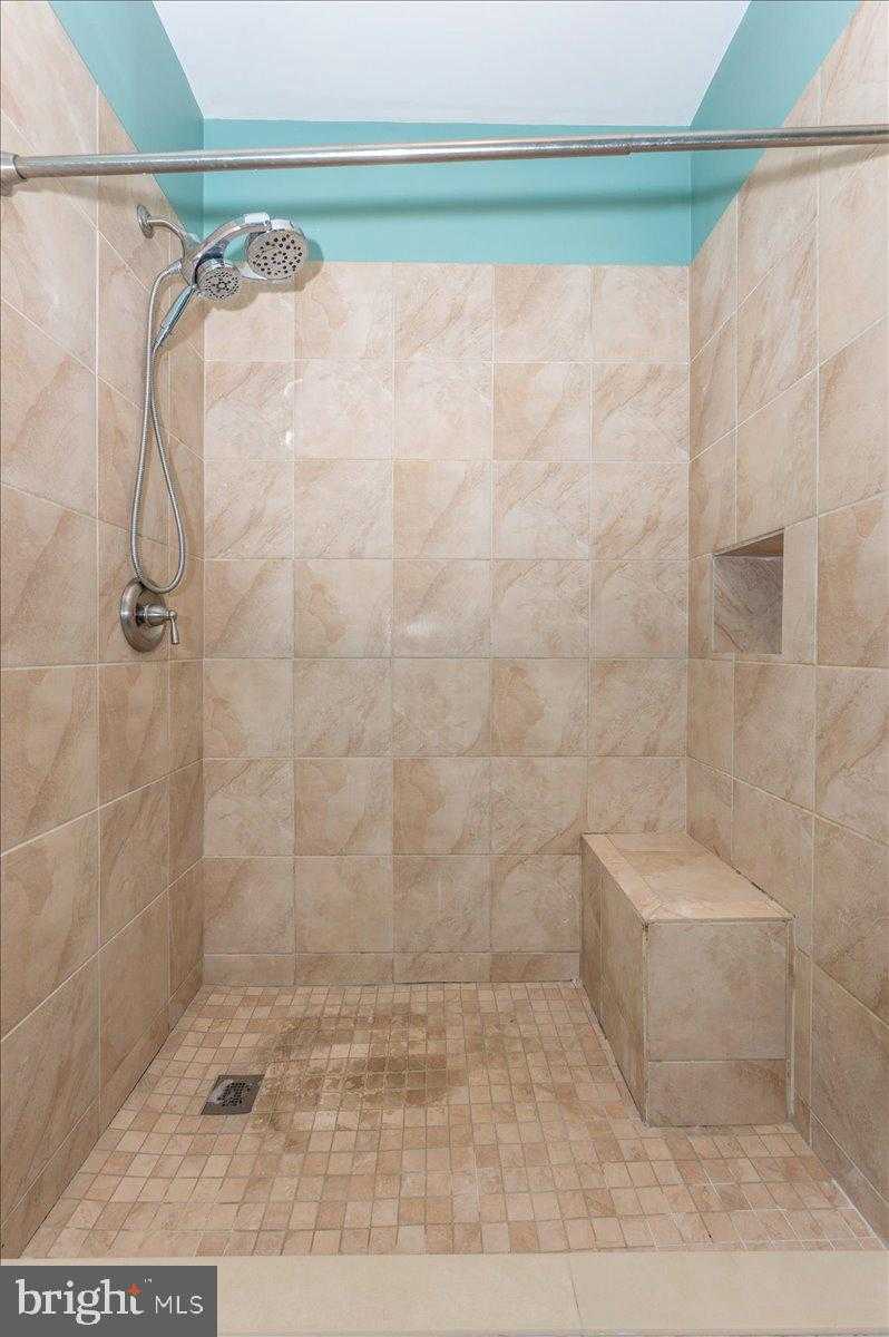 1683 Fallowfield CT photo 21