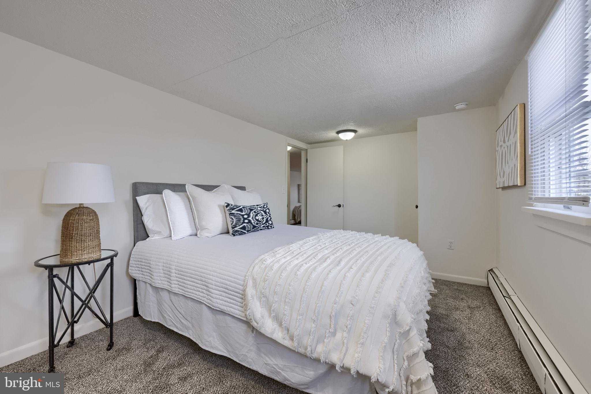 351 E Fulton St photo 20