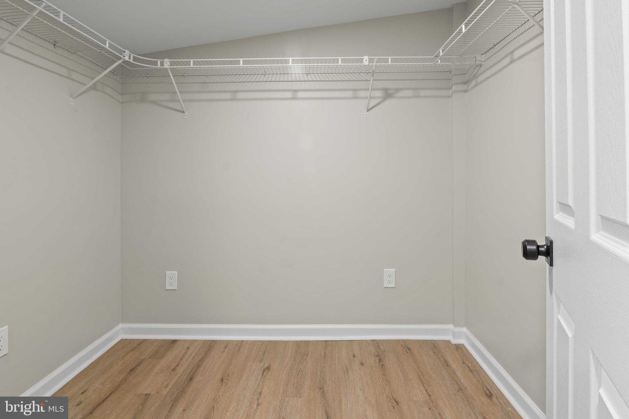 66 Transverse Ave photo 33