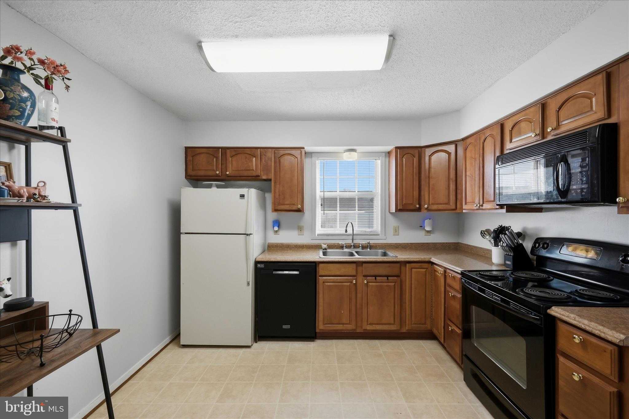 202 Emily Ln photo 13