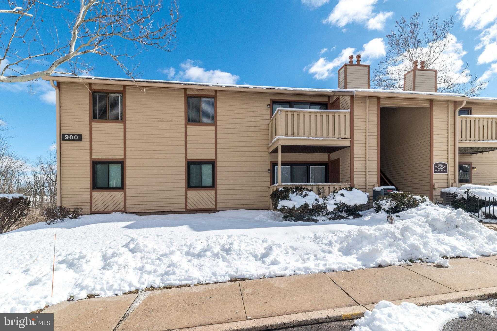 906 Dogwood CT photo 28