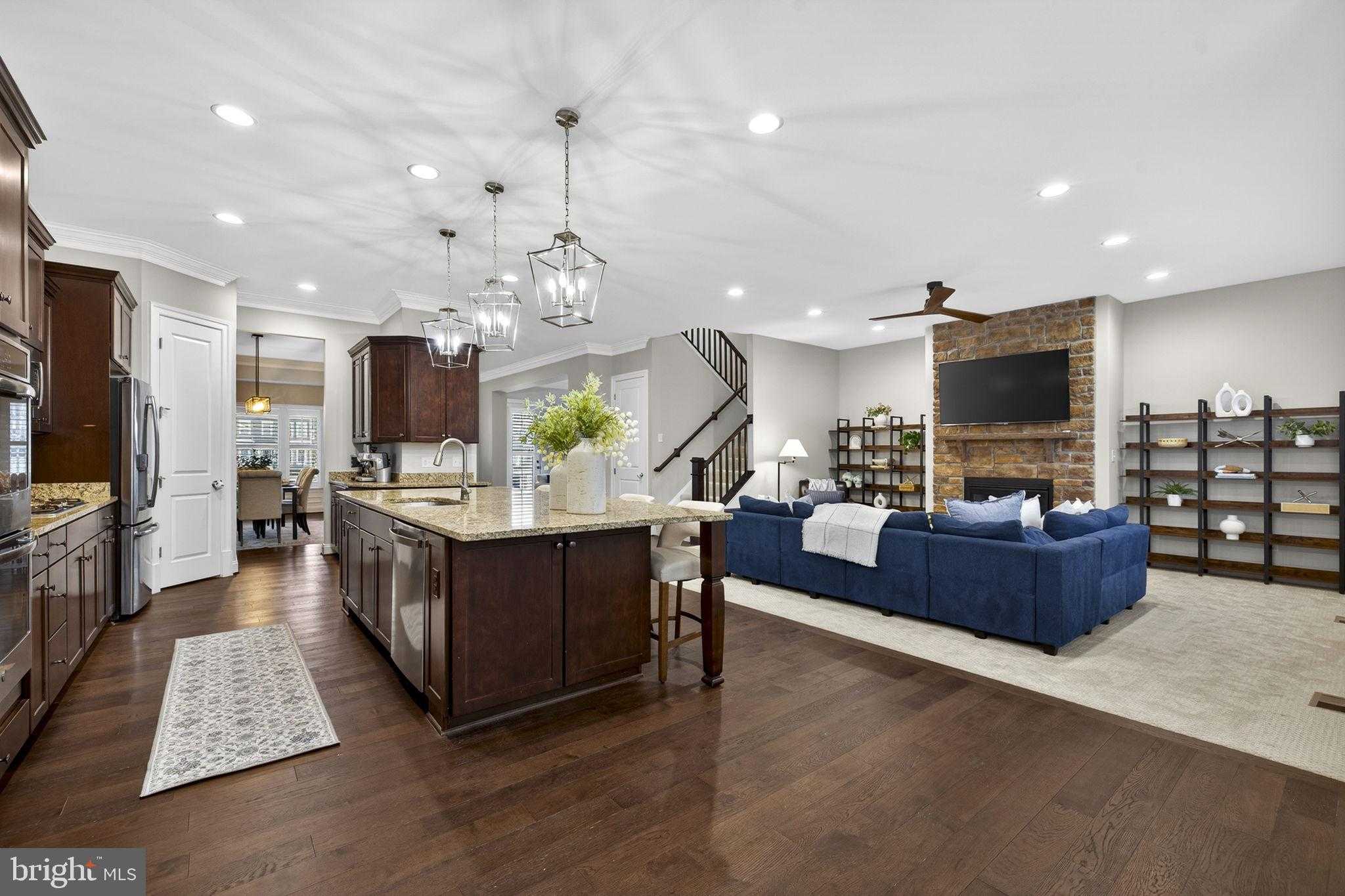 25453 Quadrille CT photo 26