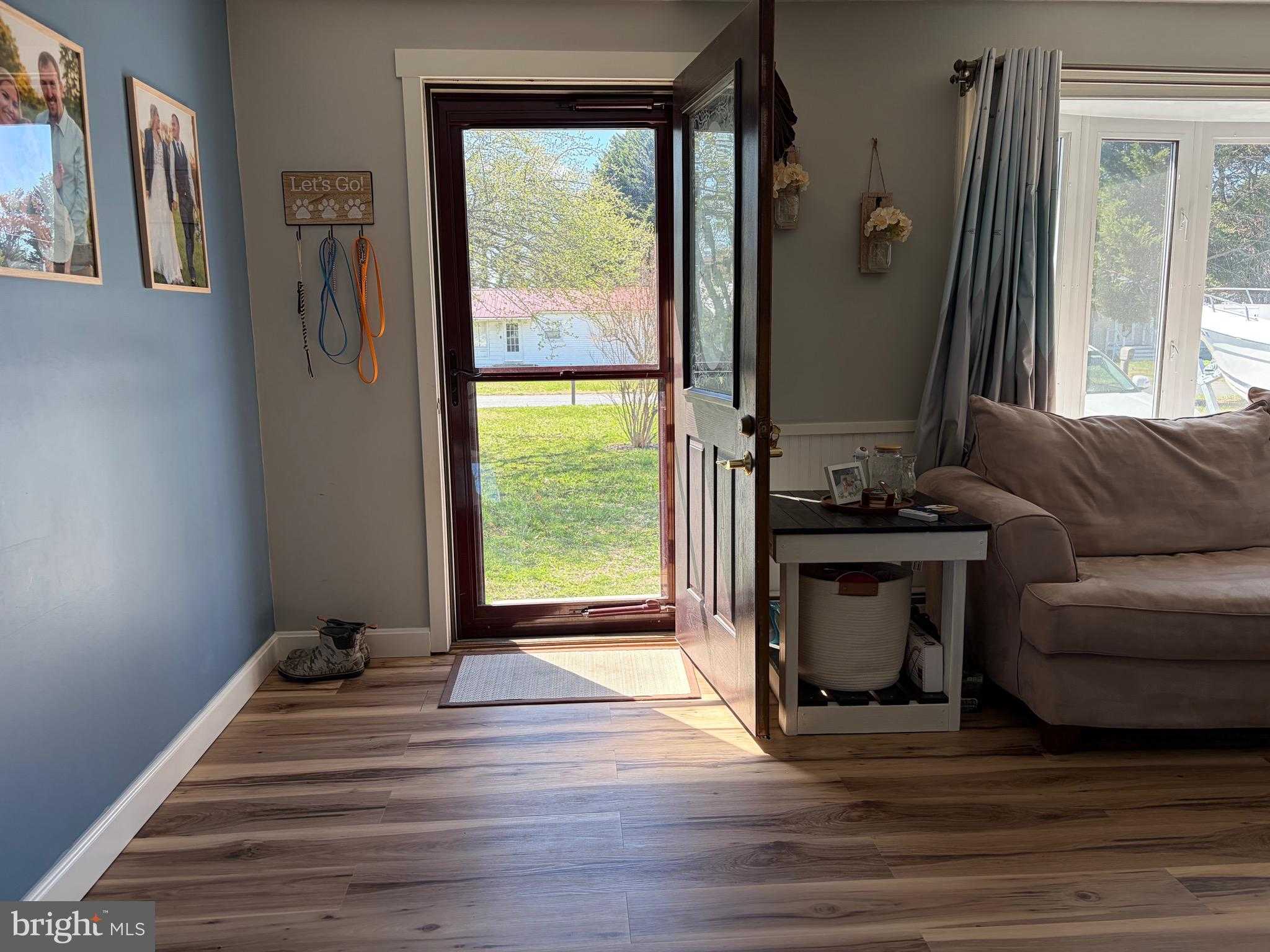 12 N Maple Ave photo 5