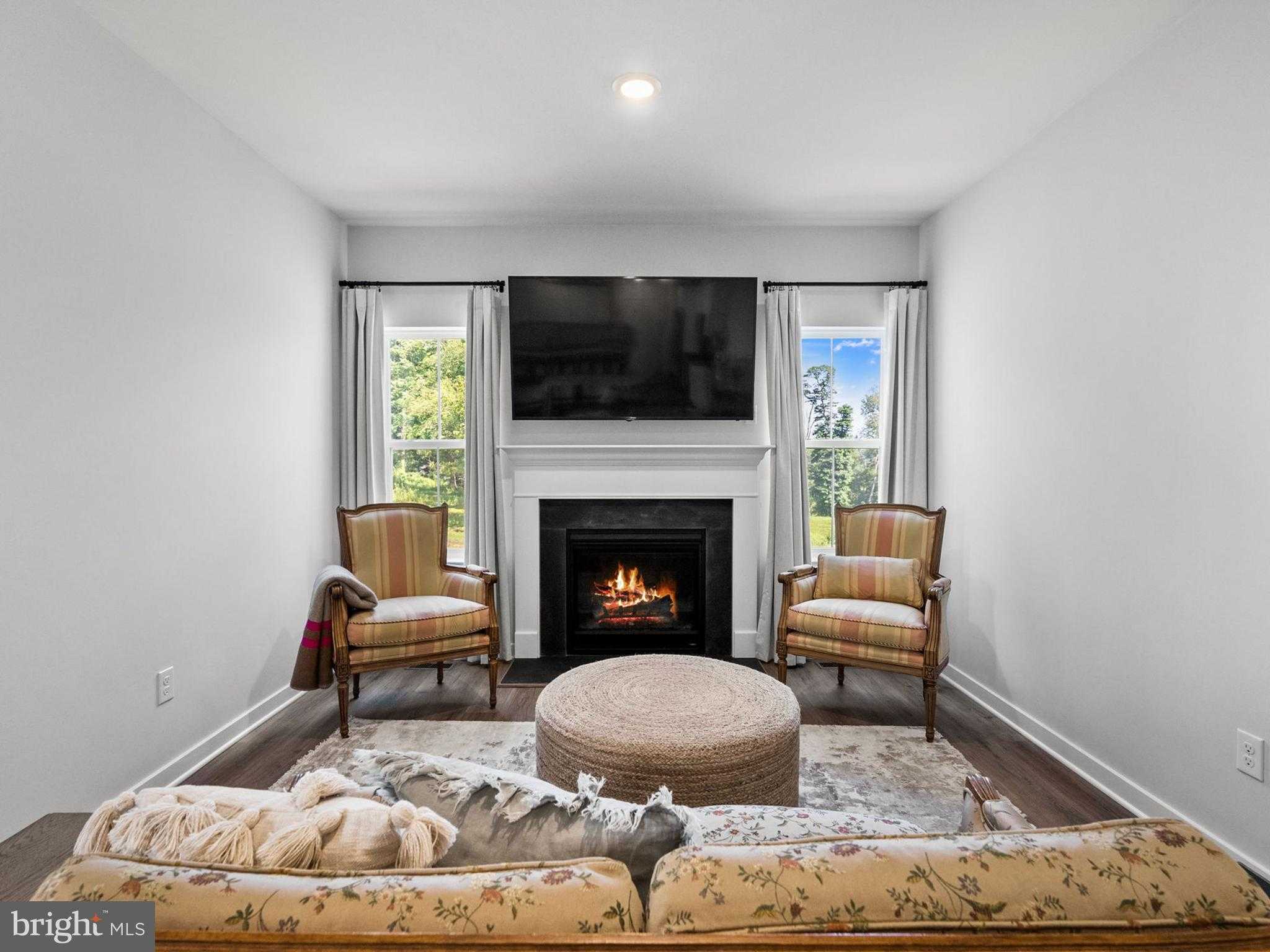 729 Hunsberger Rd photo 12