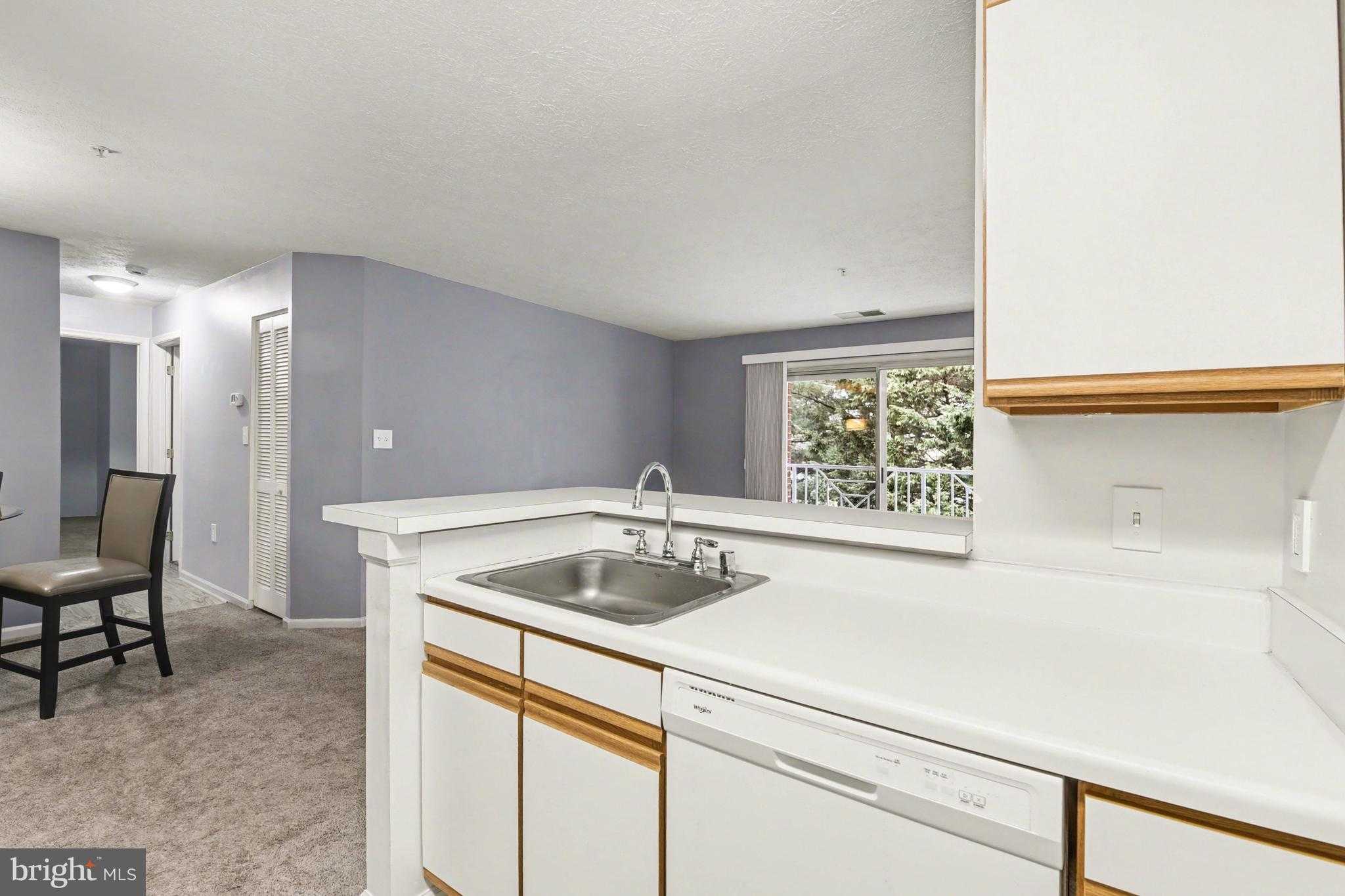 1201 Friars Wood CT Unit 202 photo 7