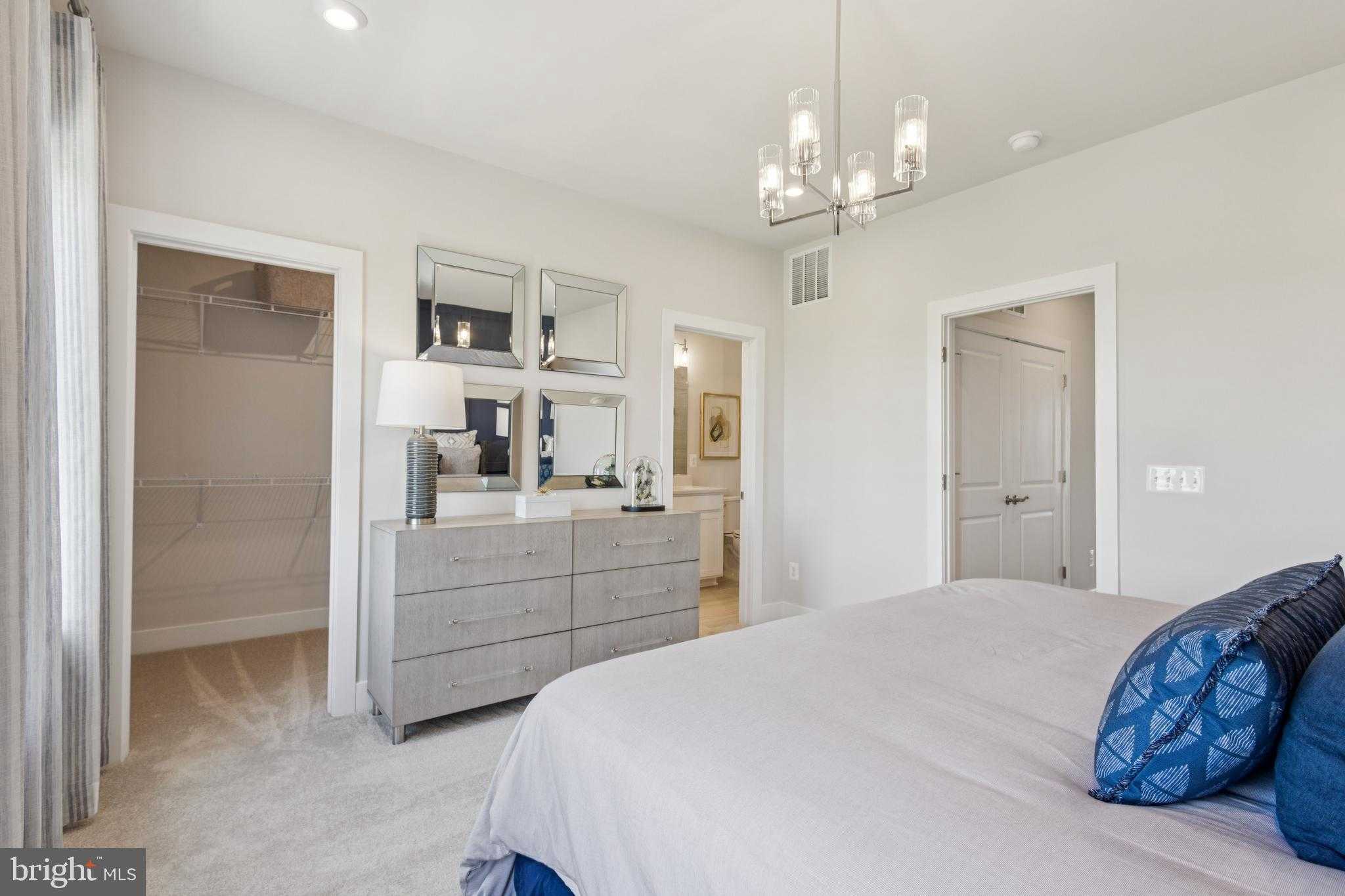 11220 Einstein St photo 13