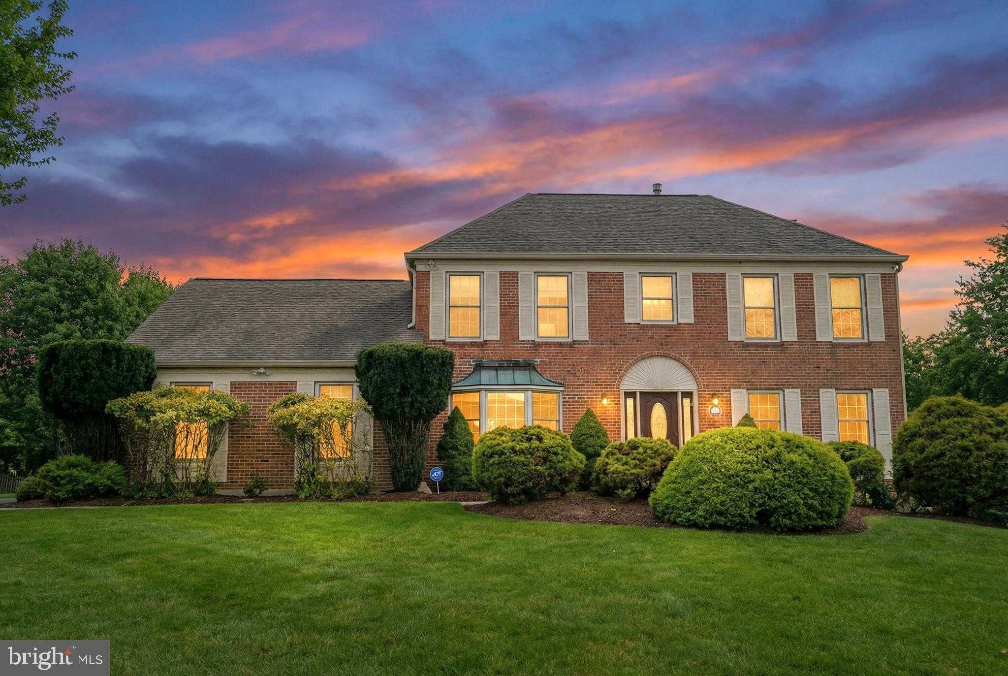 711 Signal Hill Rd photo 2