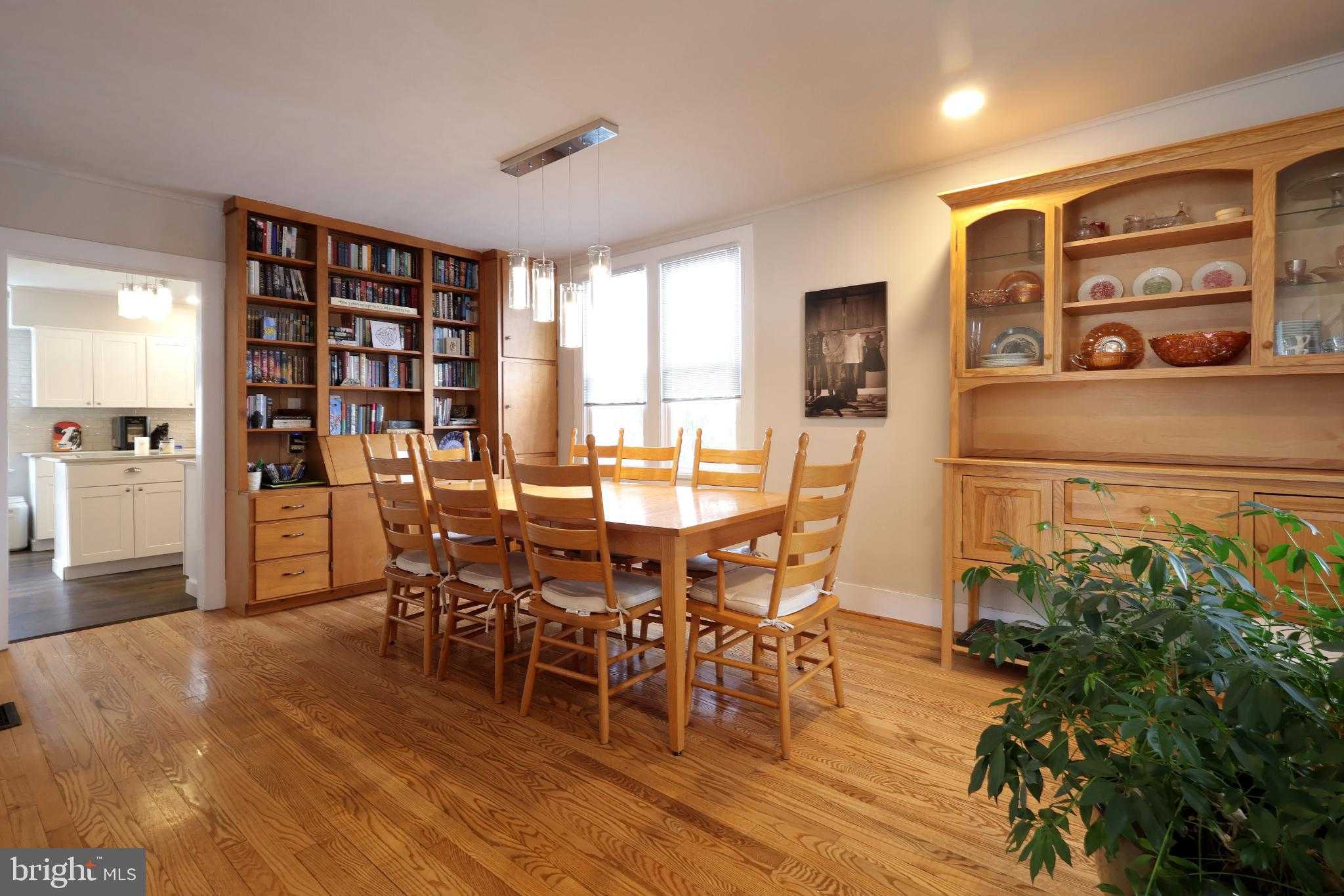 711 Blanchard St photo 14