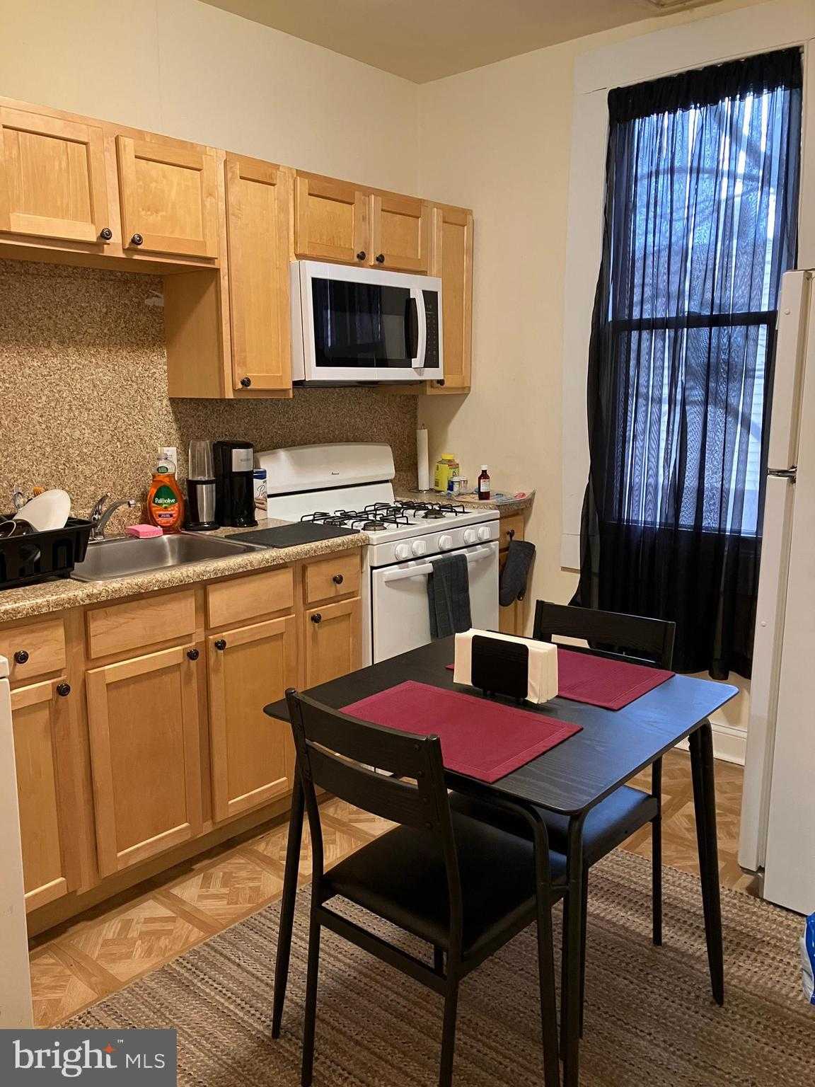 2516 S 6th St photo 14