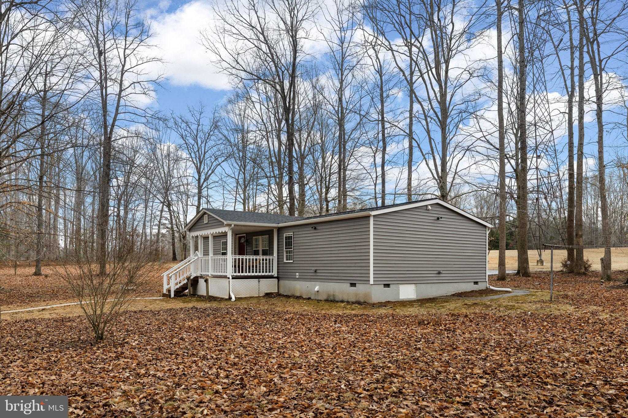 3125 Danbury Cir photo 3