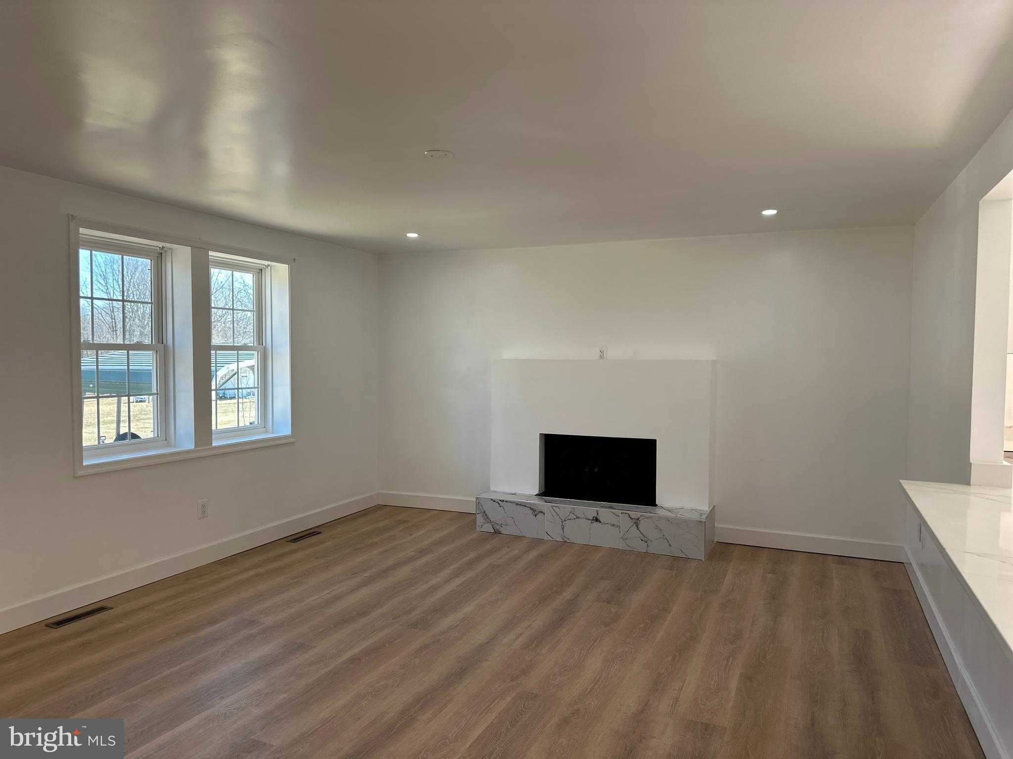 12134 Buck Hall Ln photo 7