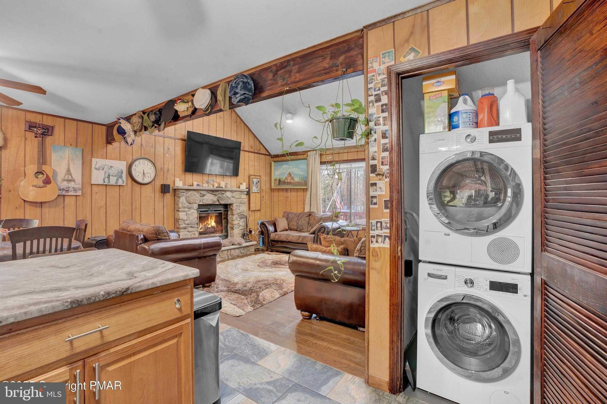 72 Creekview Dr E photo 5