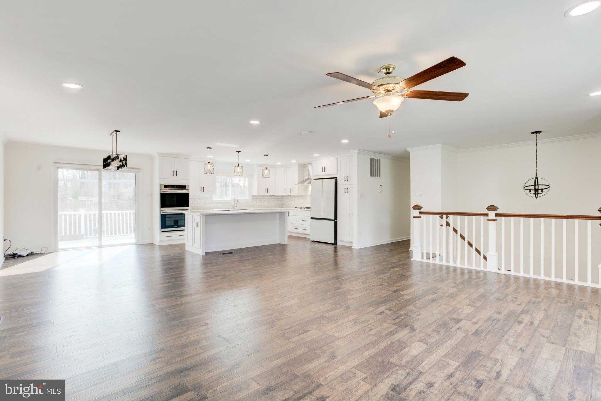 2318 Malraux Dr photo 3