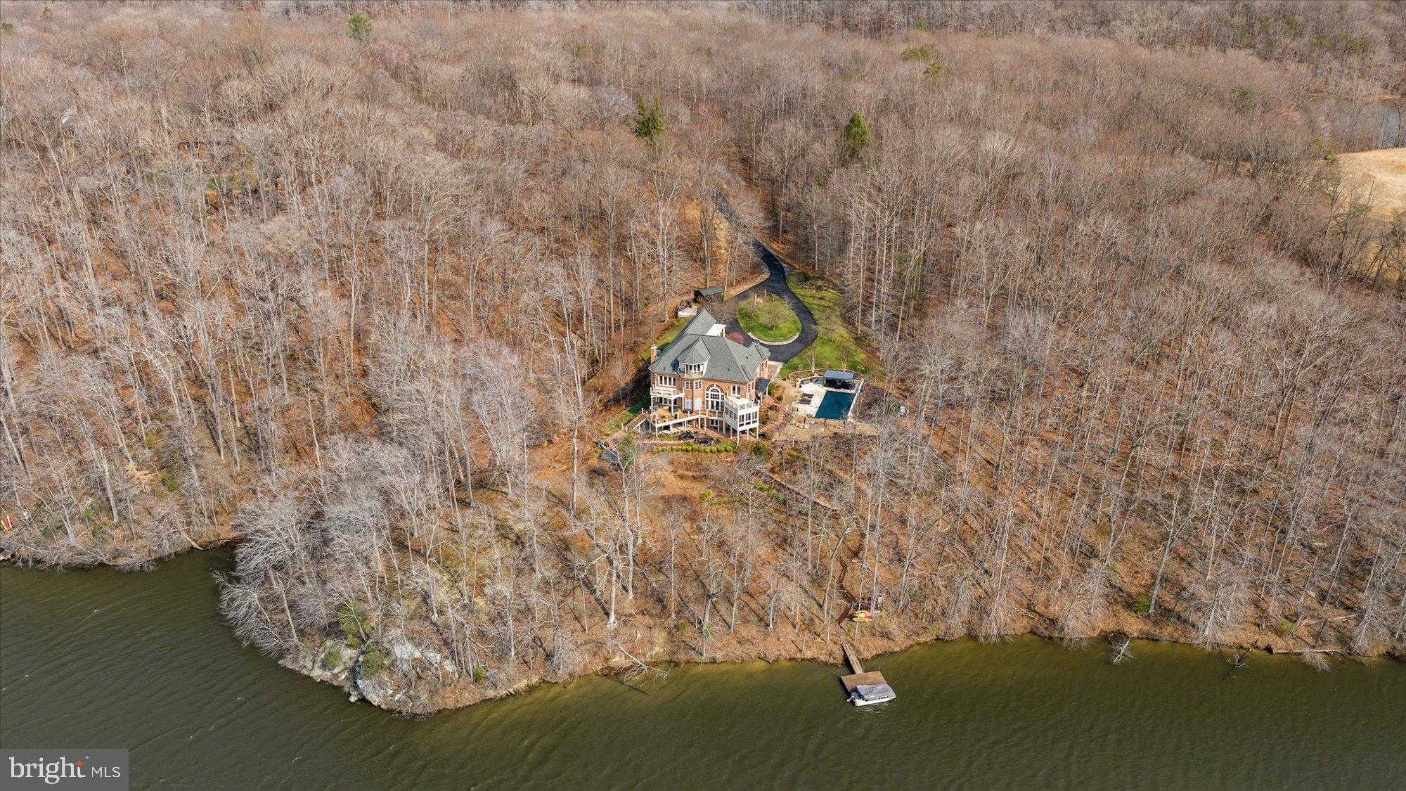 10036 Lake Occoquan Dr photo 3