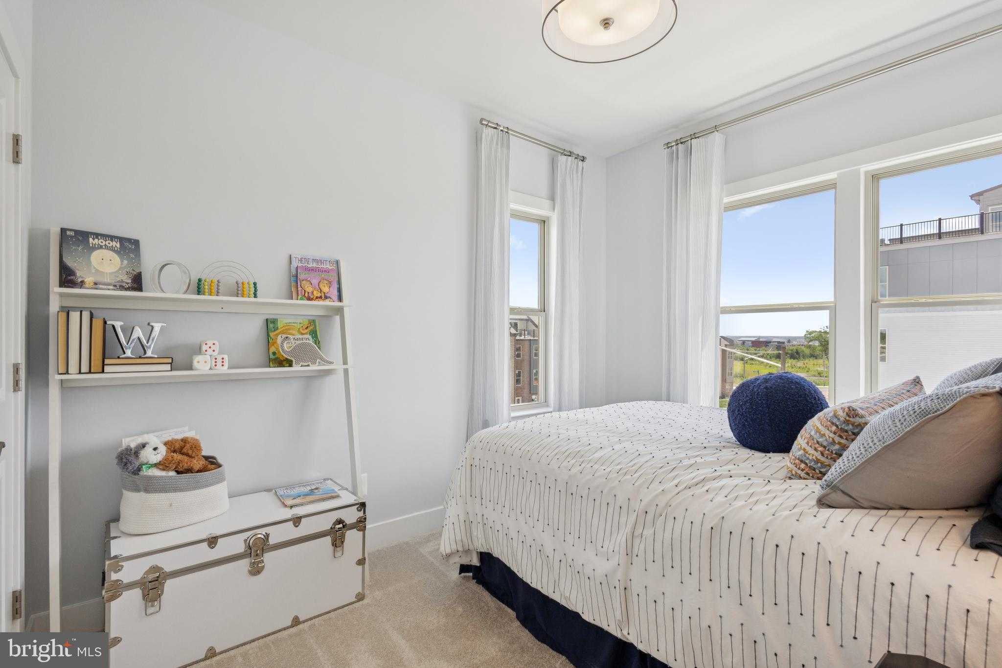 11230 Einstein St photo 15