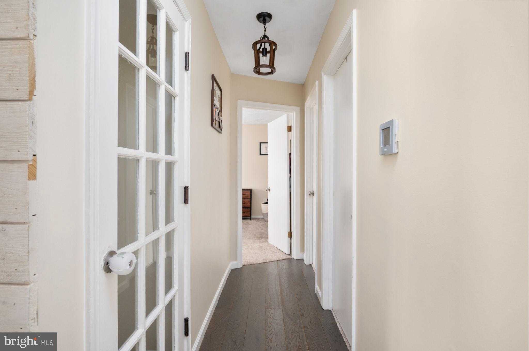 513 Lakeview Pkwy photo 37