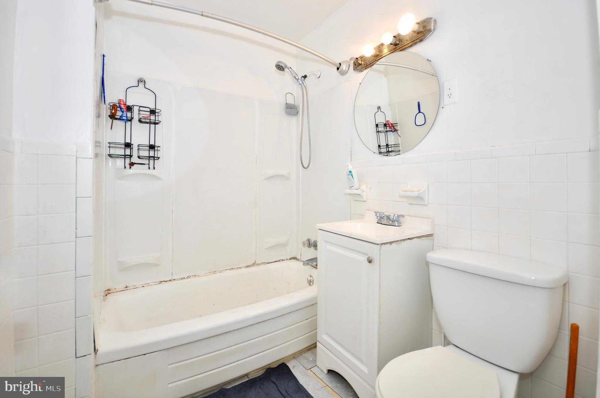 1413 Southampton Rd photo 17