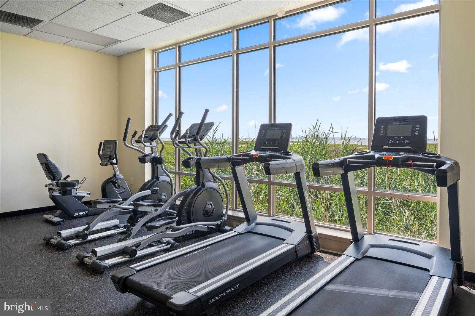 121 81st St Unit 404 photo 63