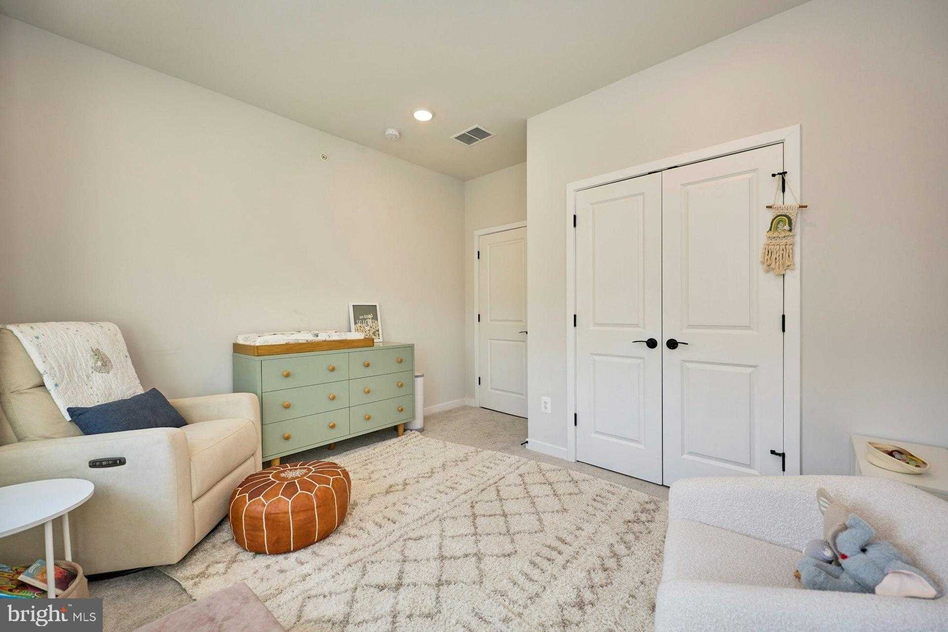 4937 Eisenhower Ave photo 30