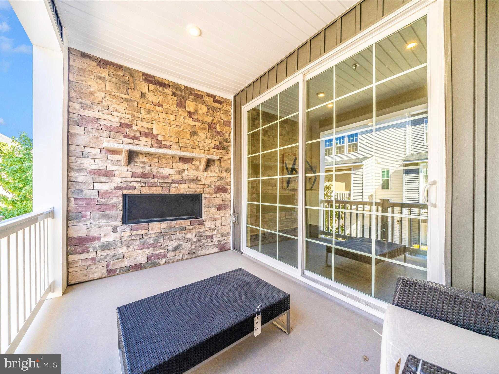 5609 Greenpoint Ln photo 45