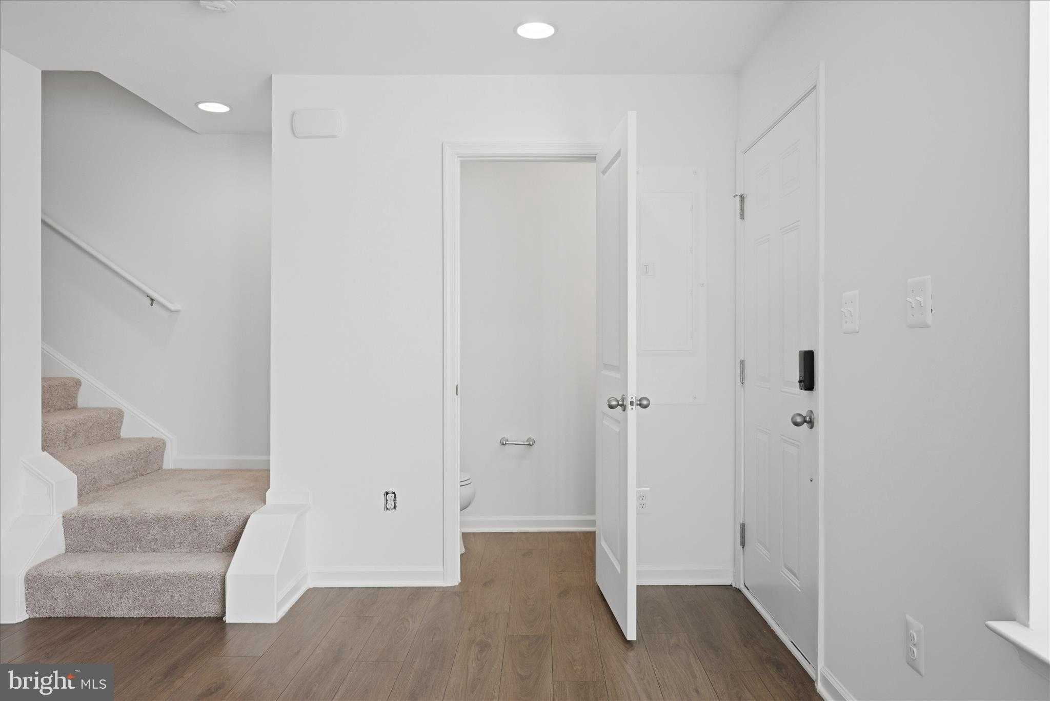 32 Pitch Pine CT photo 15