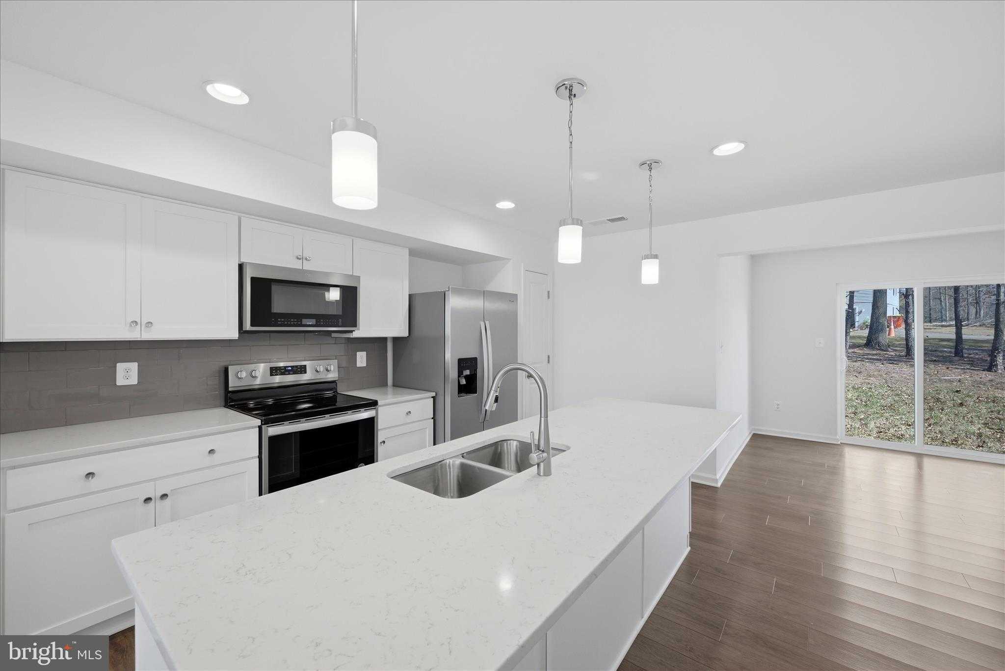 32 Pitch Pine CT photo 5