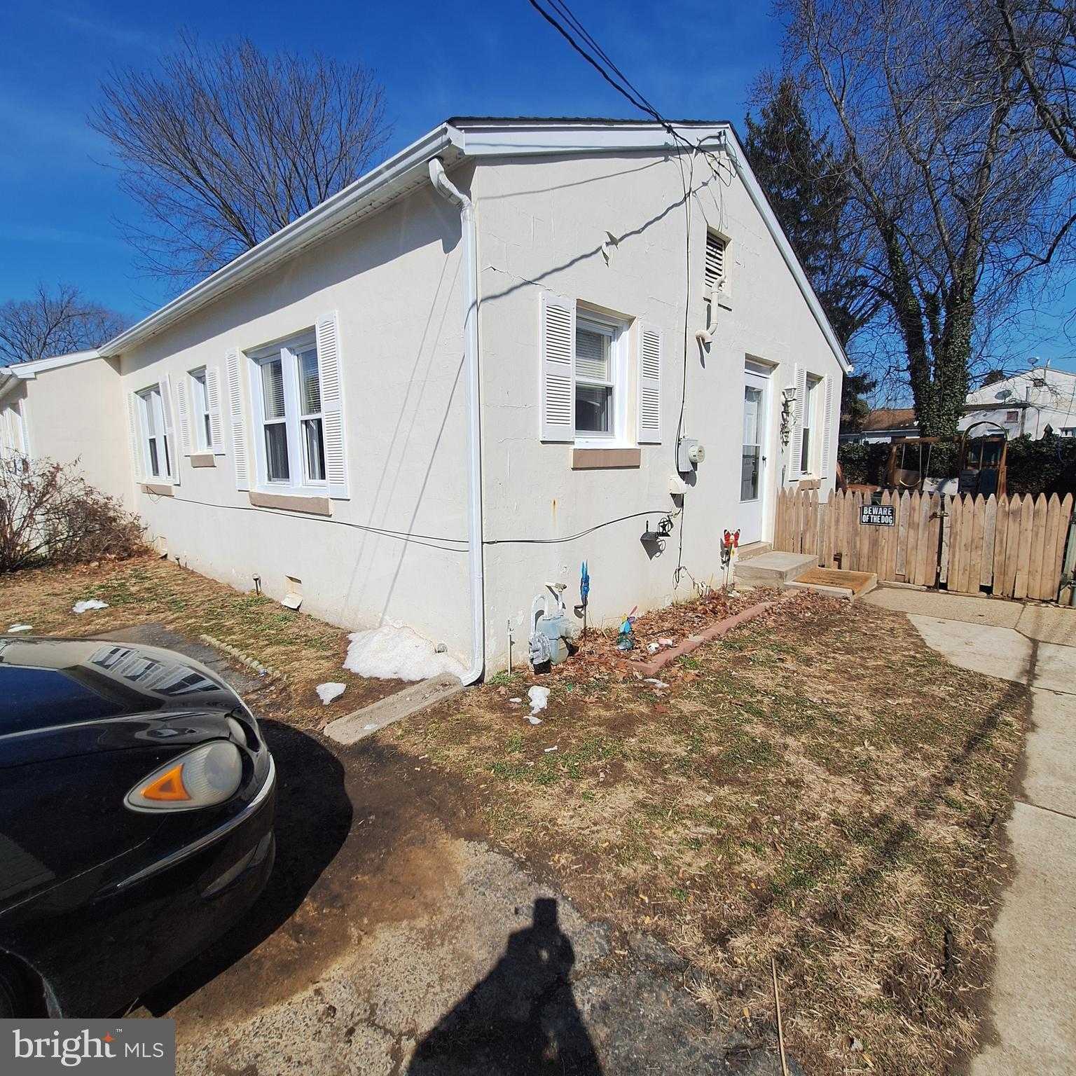 404 Nashville CT photo 6