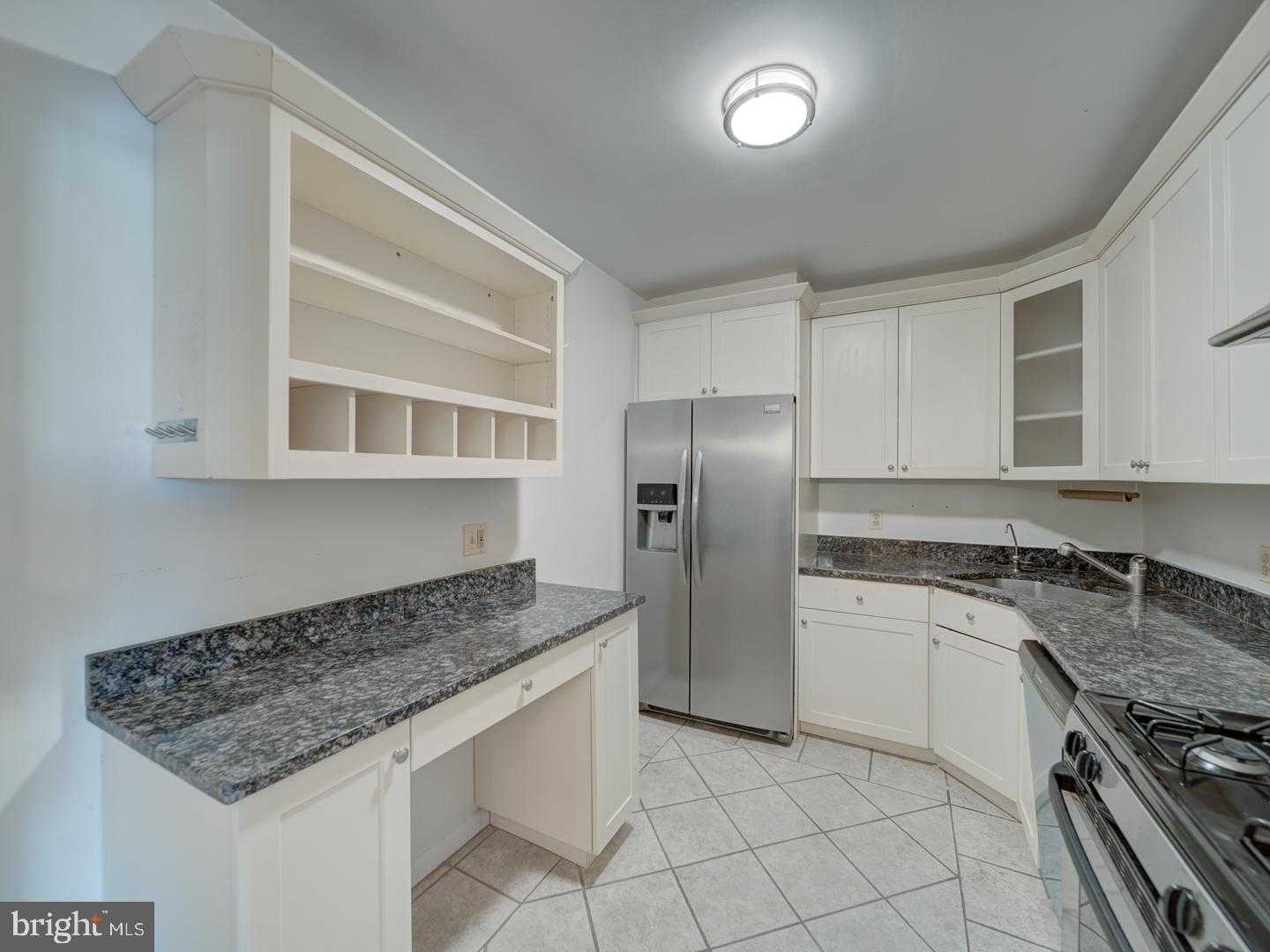 5101 River Rd Apt 411 photo 15