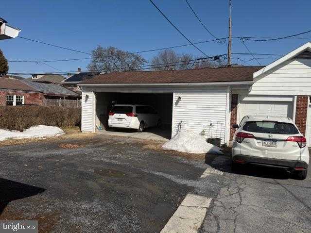 207 Revere Blvd photo 7