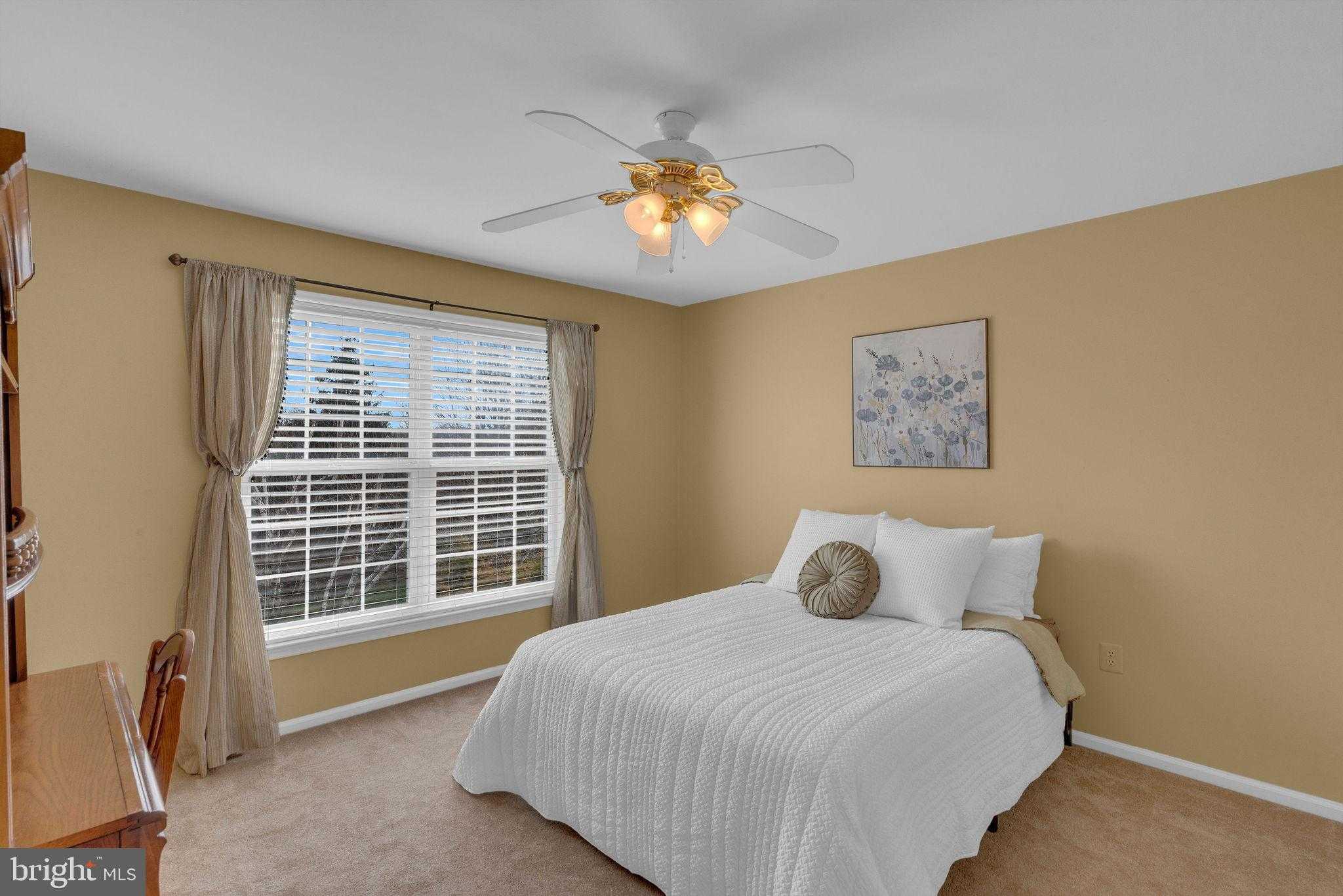 72 Bittersweet Dr photo 32