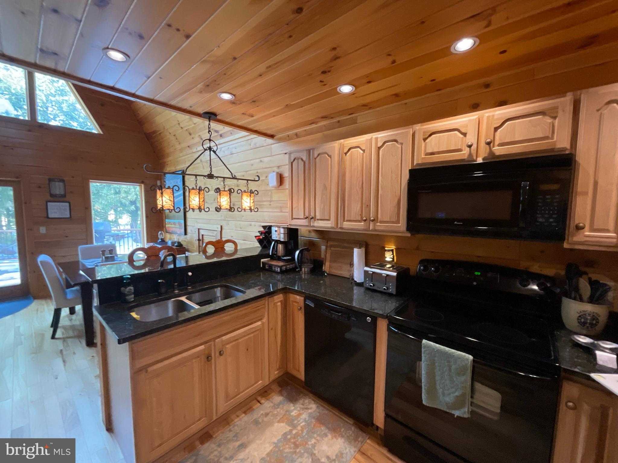 4839 Graces Cabin Rd photo 5