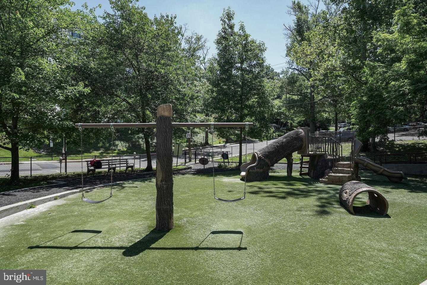 1311 N Ode St Apt 602 photo 17