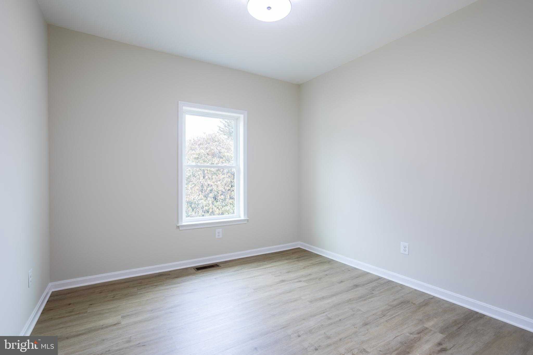 109 Marshall Dr photo 20