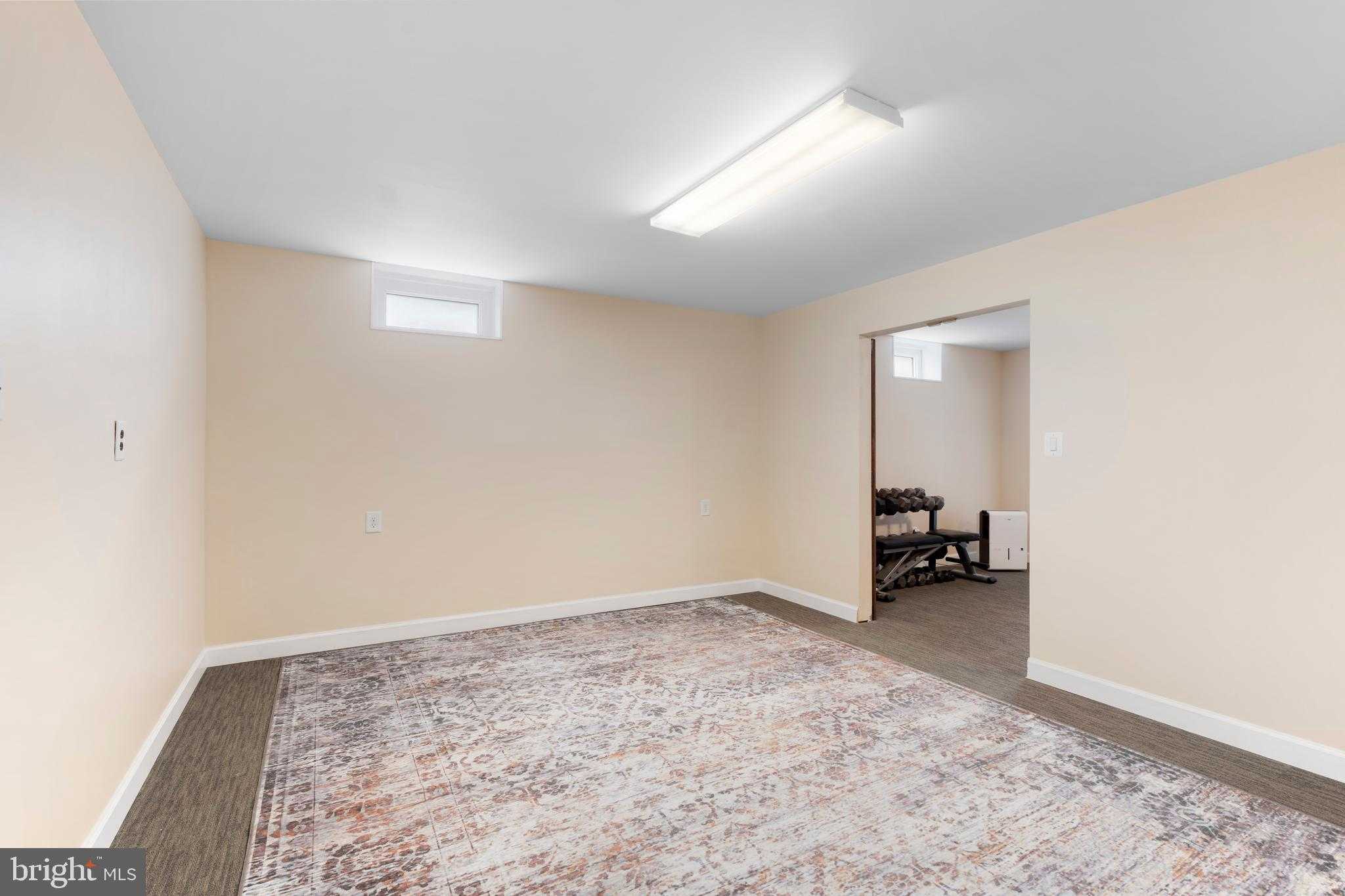 463 Crisfield Dr photo 54