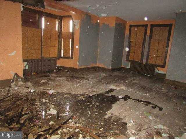 5779 Wister St photo 4