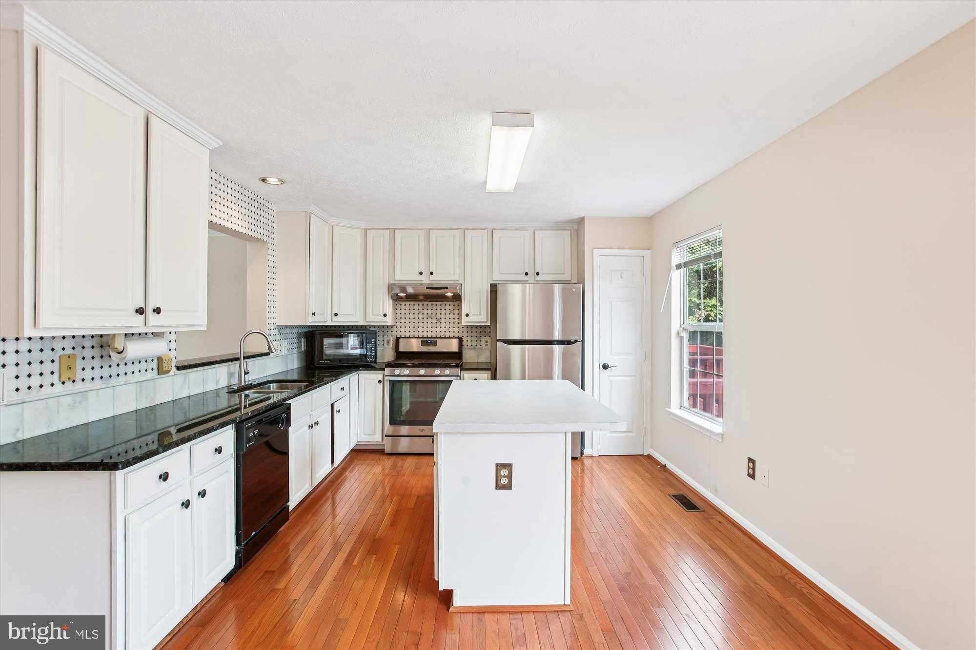 4124 LA Mauricie Loop photo 17