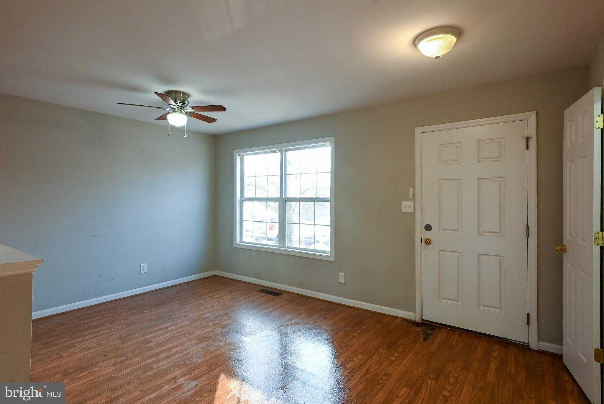 50 Currituck CT photo 4