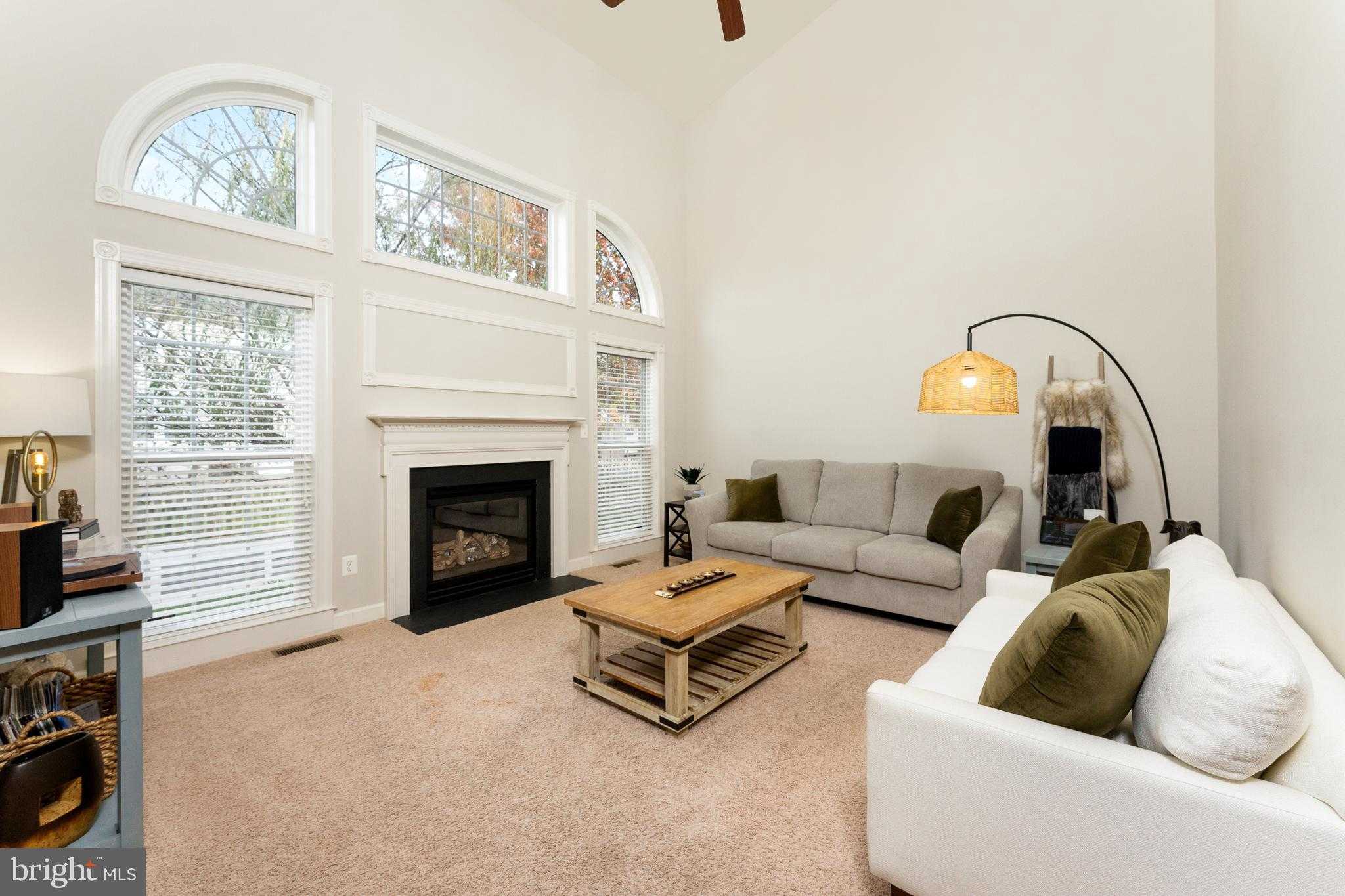 13836 Tarleton CT photo 12