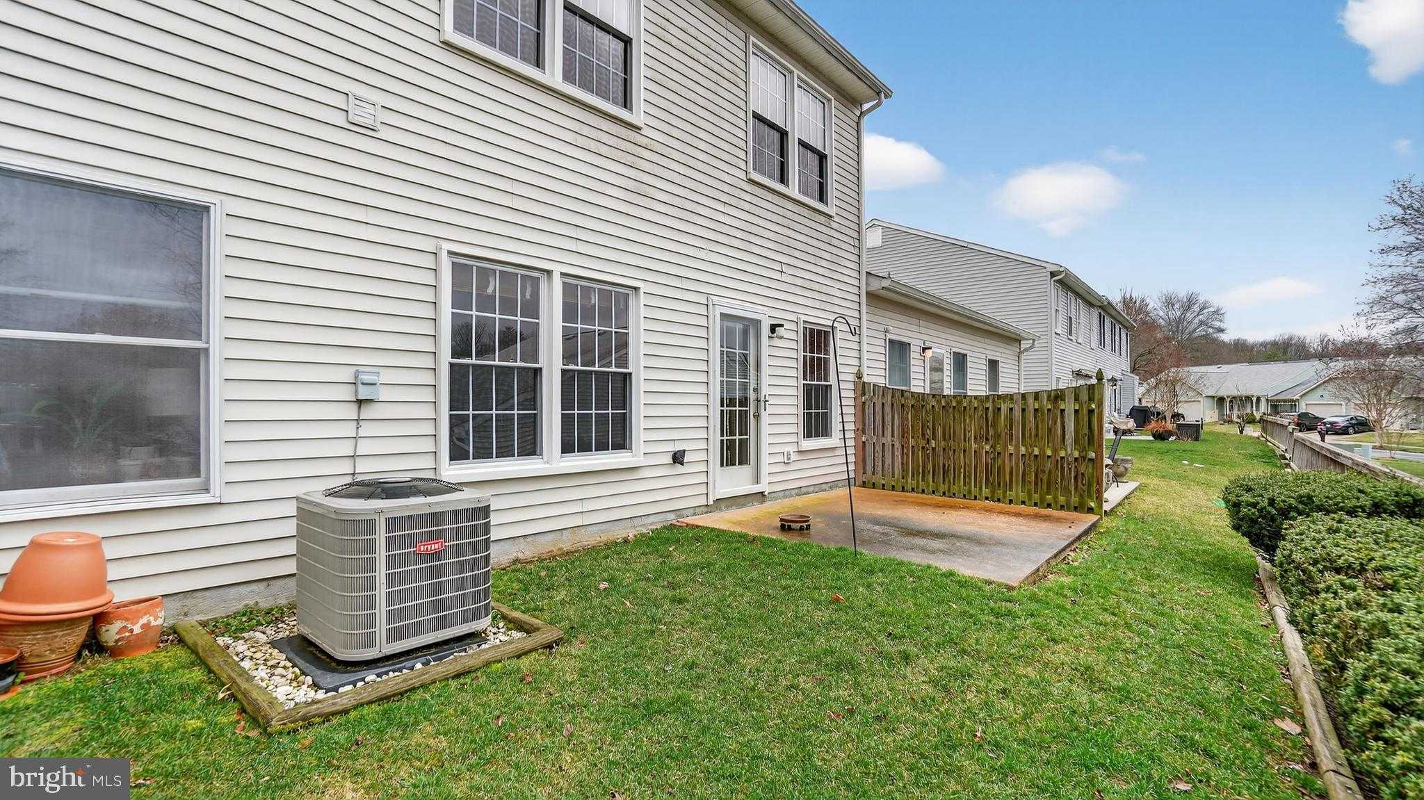 926 Perry Landing CT photo 37