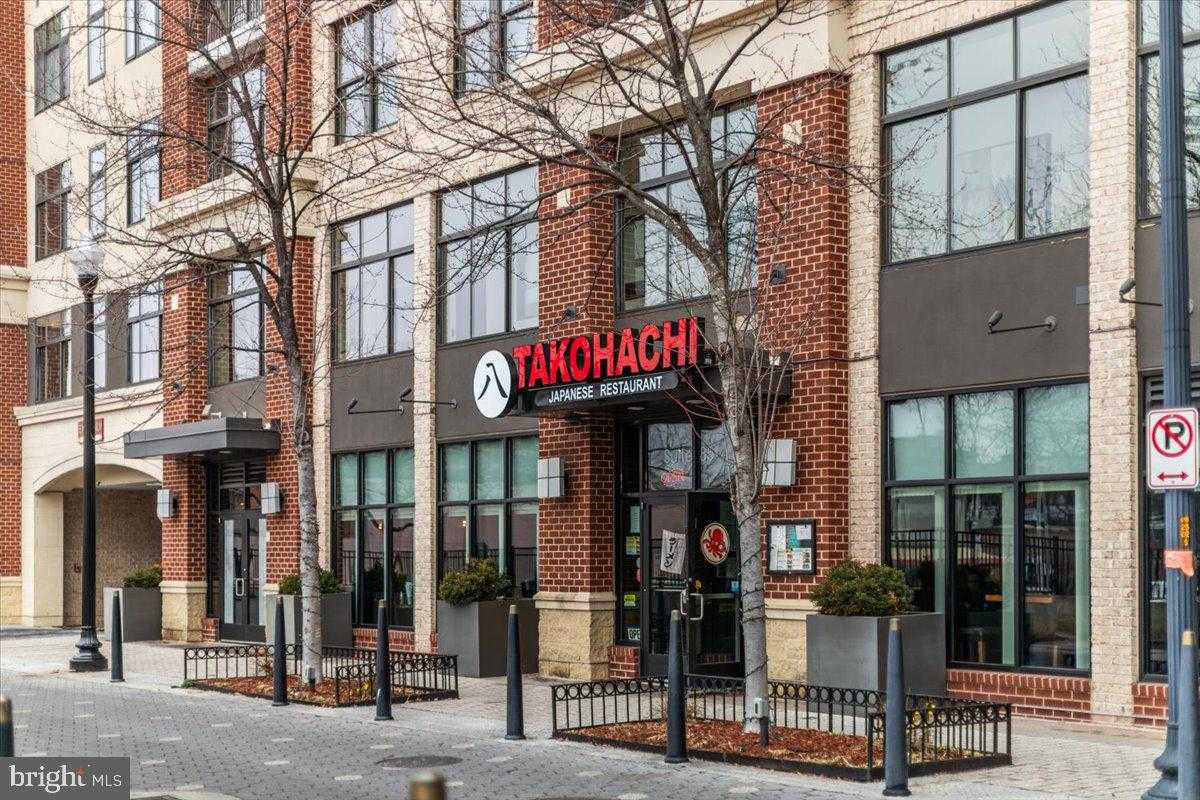 1802e 9th St S photo 50