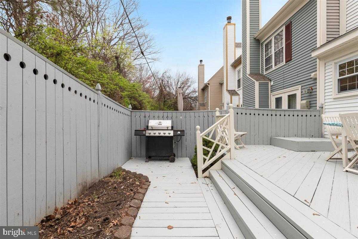 12848 Mill House CT photo 47