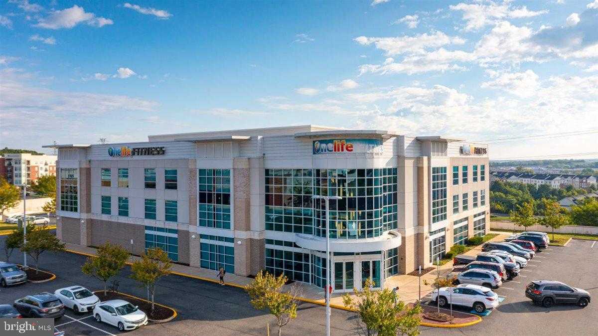 12848 Mill House CT photo 64