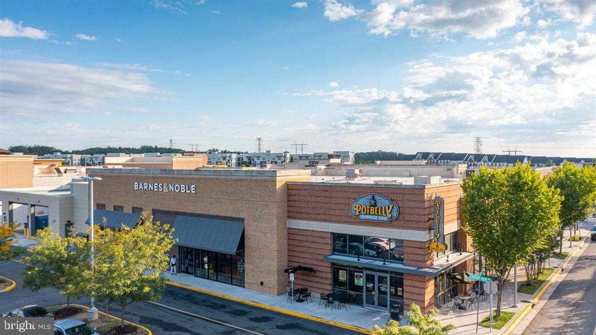 12848 Mill House CT photo 72