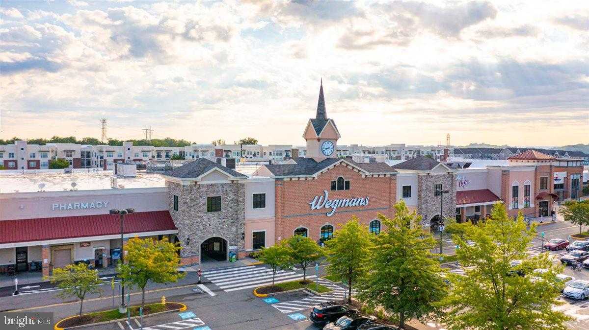 12848 Mill House CT photo 73